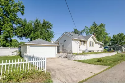 956 Chelsea Avenue, Dayton, OH 45420 - Photo 2