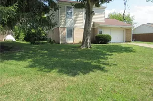 6751 Shadow Brook Dr, Trotwood, OH 45426 - Photo 2
