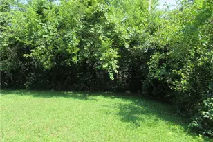 6751 Shadow Brook Dr, Trotwood, OH 45426 - Photo 8