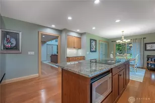 2400 Hickory Bark Dr, Washington Twp, OH 45458 - Photo 8