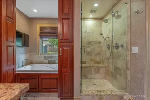 2400 Hickory Bark Dr, Washington Twp, OH 45458 - Photo 26