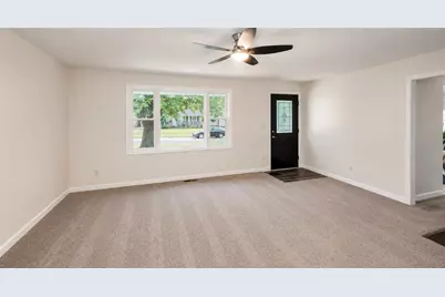 1597 Seabrook Road, Dayton, OH 45432 - Photo 2