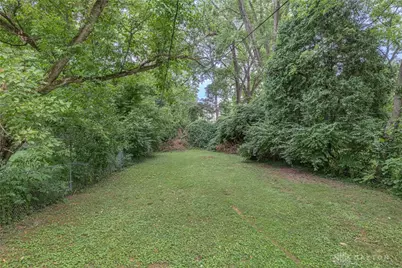 637 E Main Street, Xenia, OH 45385 - Photo 18