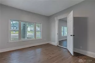 637 E Main St, Xenia, OH 45385 - Photo 6