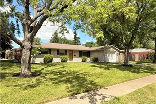 1071 Romanus Dr, Vandalia, OH 45377 - Photo 4