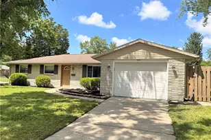 1071 Romanus Dr, Vandalia, OH 45377 - Photo 2