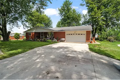 2305 Ross Road, Bethel Twp, OH 45371 - Photo 2