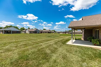136 Pebble Creek Drive, Eaton, OH 45320 - Photo 10