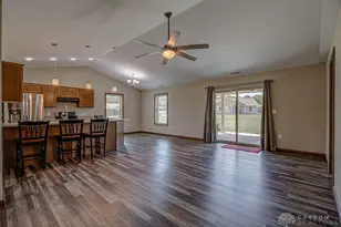 136 Pebble Crk Dr, Eaton, OH 45320 - Photo 14