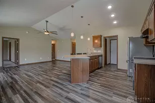 136 Pebble Crk Dr, Eaton, OH 45320 - Photo 20
