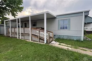 5083 Santa Fe Dr, Dayton, OH 45414 - Photo 2