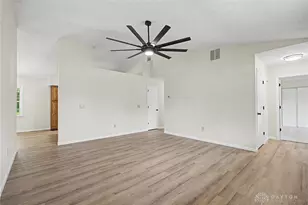 1134 Arlie Ct, Xenia, OH 45385 - Photo 12