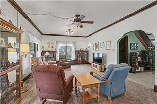 304 E Wood St, Versailles, OH 45380 - Photo 8