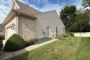 7468 New York Way, Butler Twp, OH 45414 - Photo 6