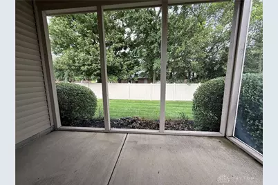 7468 New York Way, Butler Twp, OH 45414 - Photo 28