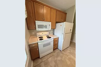 7468 New York Way, Butler Twp, OH 45414 - Photo 20