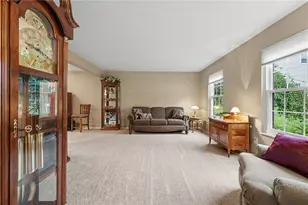 340 Royal Wood Ct, Vandalia, OH 45377 - Photo 8