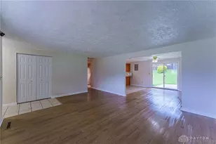 6689 Celestine St, Huber Heights, OH 45424 - Photo 10