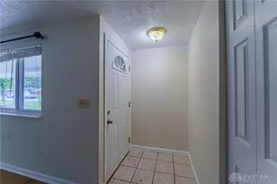 6689 Celestine St, Huber Heights, OH 45424 - Photo 6