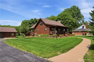 604 E Market St, Germantown, OH 45327 - Photo 1