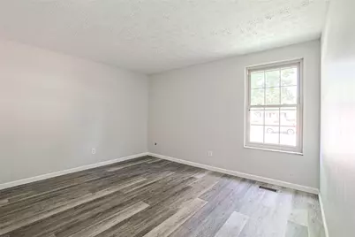 7240 Rustic Woods Drive, Huber Heights, OH 45424 - Photo 24