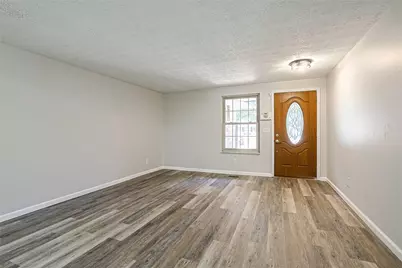 7240 Rustic Woods Drive, Huber Heights, OH 45424 - Photo 4