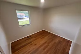 6900 Morley Ln, Huber Heights, OH 45424 - Photo 14