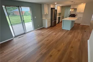 6900 Morley Ln, Huber Heights, OH 45424 - Photo 10