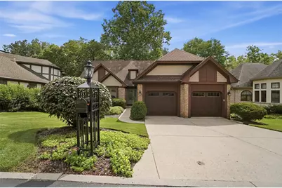 7128 Hunters Creek Drive, Dayton, OH 45459 - Photo 2