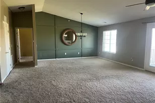 2275 Pinnacle Ct, Fairborn, OH 45324 - Photo 4
