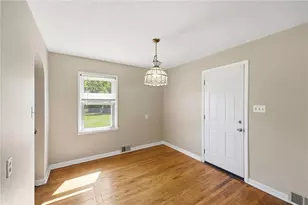 7741 Lois Cir, Miami Township, OH 45459 - Photo 10