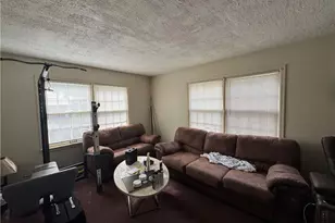 263 Valleyview Dr, Dayton, OH 45405 - Photo 4