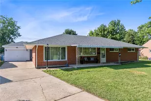 5356 Mystic Dr, Huber Heights, OH 45424 - Photo 2