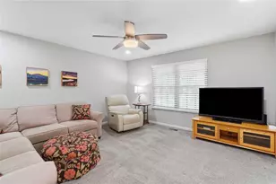 750 Pine Needles Dr, Washington Twp, OH 45458 - Photo 8