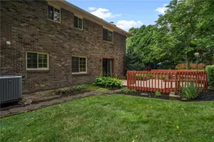 2822 Rhett Dr, Beavercreek, OH 45434 - Photo 8