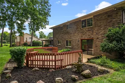 2822 Rhett Drive, Beavercreek, OH 45434 - Photo 10