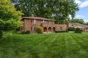 2822 Rhett Dr, Beavercreek, OH 45434 - Photo 2