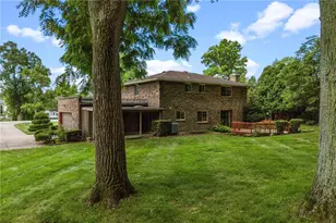 2822 Rhett Dr, Beavercreek, OH 45434 - Photo 4