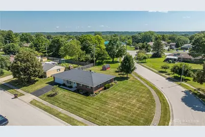 185 Katy Lane, Englewood, OH 45322 - Photo 4
