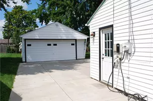 2481 Bingham Ave, Kettering, OH 45420 - Photo 28