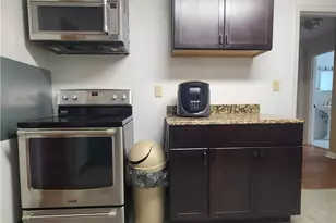 1533 Olmsted Pl, Dayton, OH 45406 - Photo 8