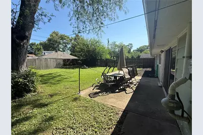 813 E Stroop Road, Kettering, OH 45429 - Photo 8