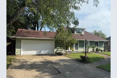 813 E Stroop Road, Kettering, OH 45429 - Photo 1