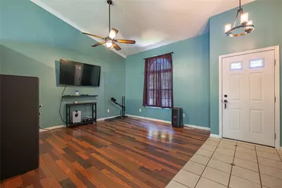 592 Sherman Drive, Franklin, OH 45005 - Photo 2
