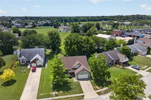 322 Meadowgrove Dr, Englewood, OH 45322 - Photo 28