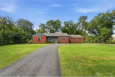 679 Meadowview Drive, Washington Twp, OH 45459 - Photo 2