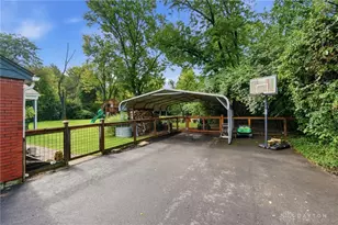 679 Meadowview Dr, Washington Twp, OH 45459 - Photo 58