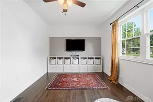 679 Meadowview Dr, Washington Twp, OH 45459 - Photo 12