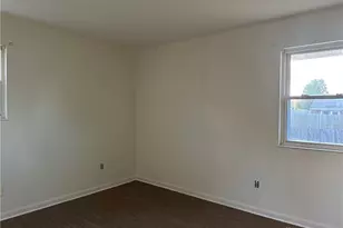 2824 Pinegrove Dr, Dayton, OH 45449 - Photo 10
