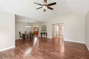 10619 Frederick Pike, Butler Twp, OH 45377 - Photo 12